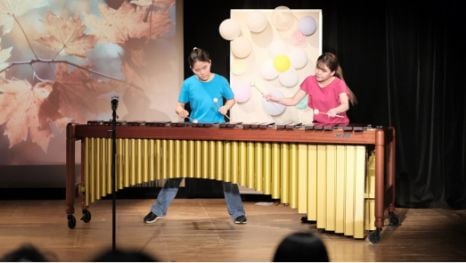 マリンバ演奏の様子